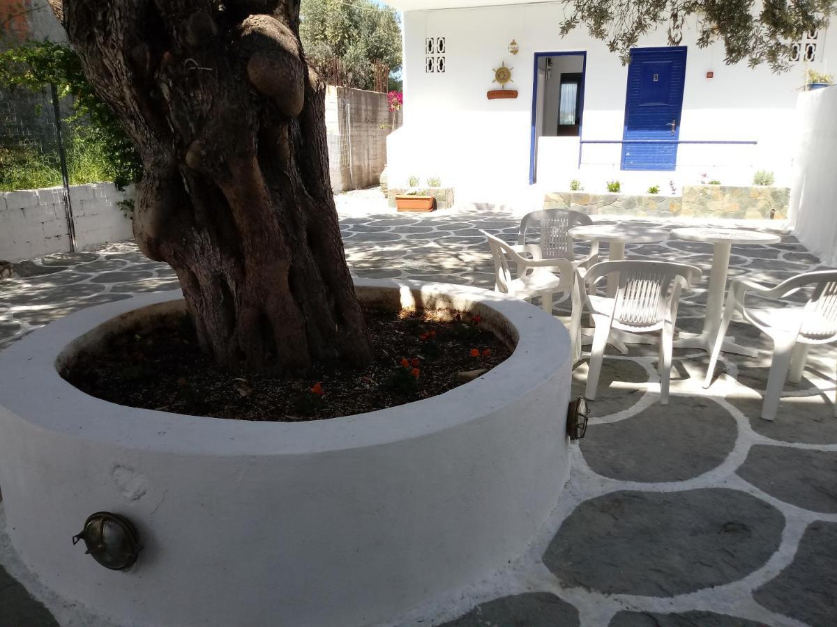 Hotel Poulakis Skála Esterno foto
